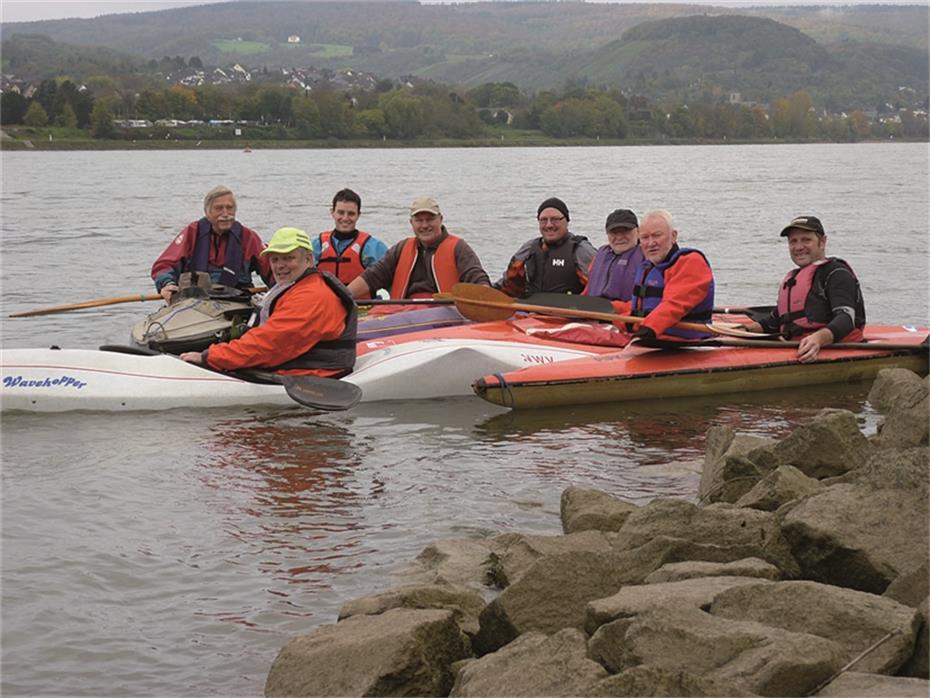 Gemütliche Saison-
abschlussfahrt auf dem Rhein