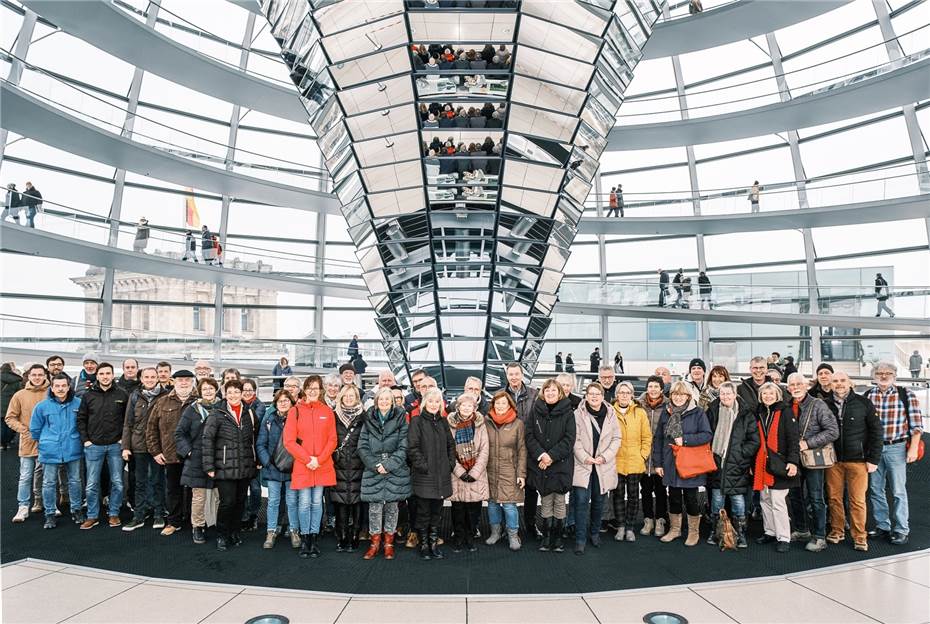 Ehrenamtler aus dem Buchfinkenland zu Besuch im Bundestag