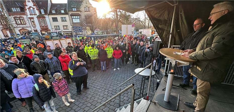 Landrat Achim Hallerbach: „Wir stehen zu euch“