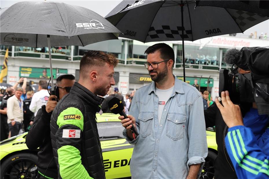 Brüderpaar van der Linde zweimal Erster bei der DTM am Nürburgring