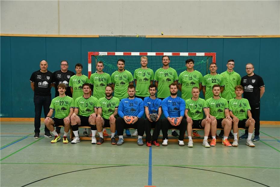 Derbysieg zum ersten
Heimspiel in der Verbandsliga