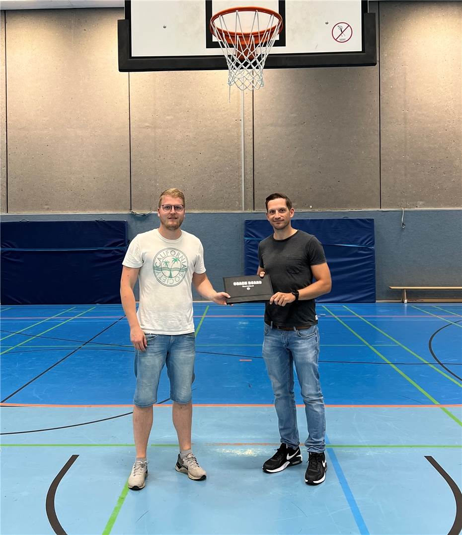 DJK Basketballer gehen mit
neuem Trainer in die neue Saison