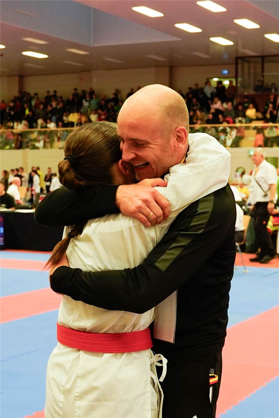 Ili Hellen aus Mayen ist Deutsche Karate-Meisterin