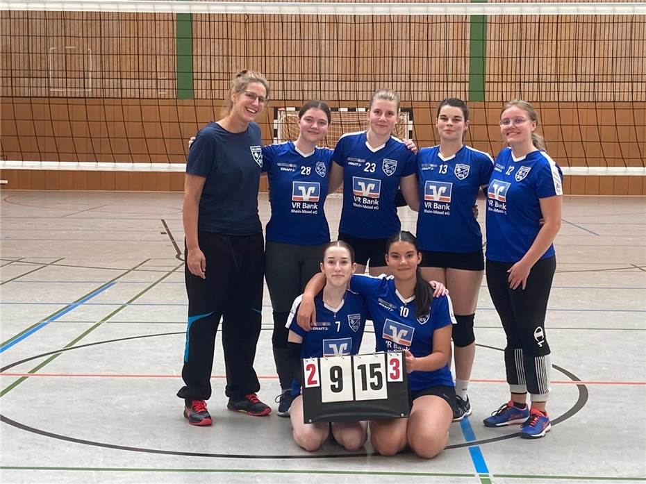 Erstes Auswärtsspiel
der Damen 4