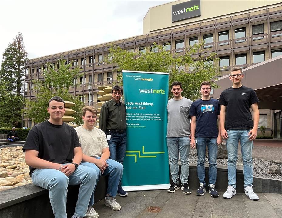 Fünf Elektroniker für Betriebstechnik
beenden Ausbildung erfolgreich