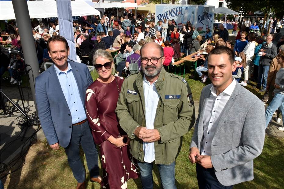 Kaiserwetter lockte etwa 700 Besucher zur FWS