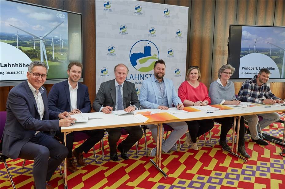 Verträge für neuen Windpark
Lahnhöhe unterzeichnet